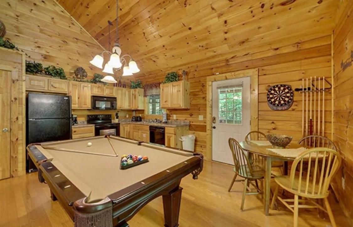 Creekside Paradise Found! One-Bedroom Mountain Cabin In Pigeon Forge Sevierville Bagian luar foto